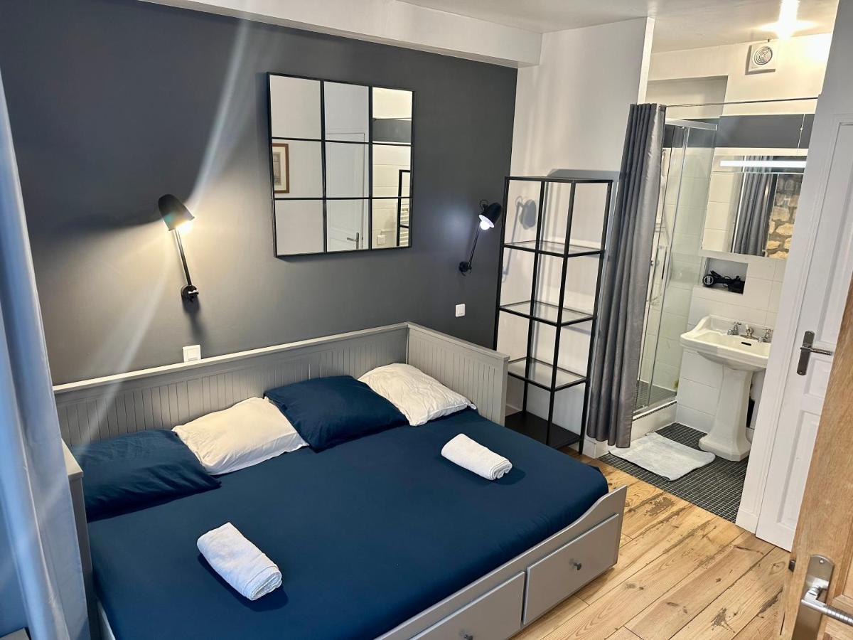 Home Sweet Home Le Chapelais Montmartre ปารีส ภายนอก รูปภาพ